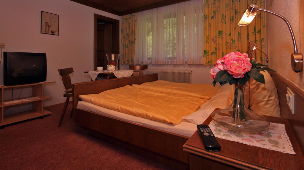 Privatzimmer Kammerlander Neukirchen am Großvenediger Oda fotoğraf