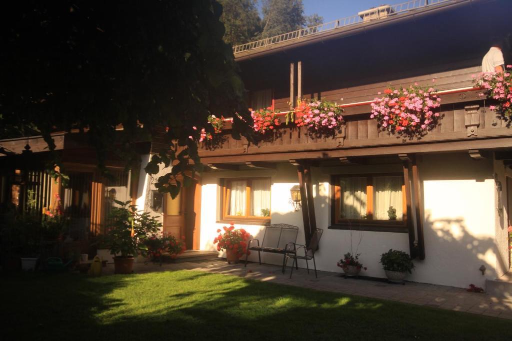 Privatzimmer Kammerlander Neukirchen am Großvenediger Oda fotoğraf